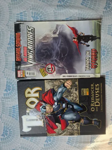 Lote 2 HQs Marvel - Thor: O Renascer dos Deuses + Os Novos Vingadores