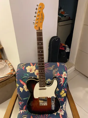 GUITARRA FENDER SQUIER TELECASTER CLASSIC CUSTOM