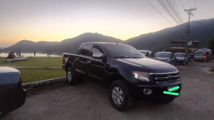 Ford Ranger XLS 2.5 16V 4X2 CD Flex 2013
