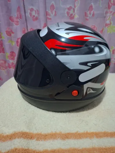 Capacete