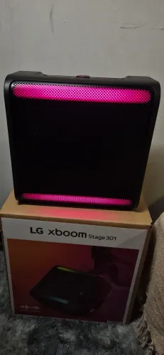 CAIXA DE SOM LG XBOOM STAGE 301 - 01 MÊS DE USO