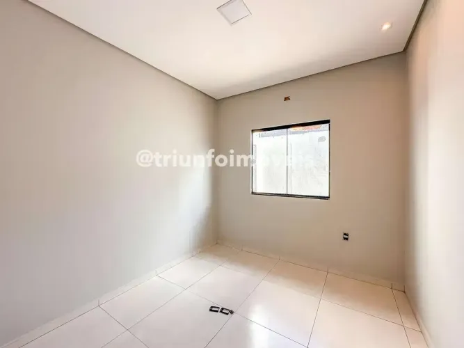 Casa no Parque Alvorada em Timon com 3 Quartos