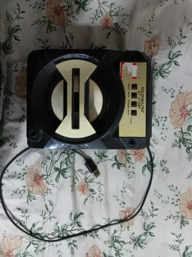Caixa de som Bluetooth cabo de carregamento integrado