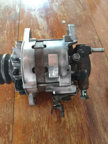 Alternador com Bomba a Vácuo Toyota Hilux 98 a 2004 Sr5 Diesel