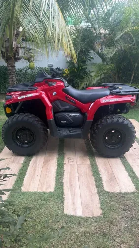 BRP Can-Am Outlander 570 4X4 Quadriciclo 2018