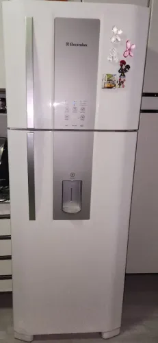 Geladeira Frost Free Electrolux DFW51