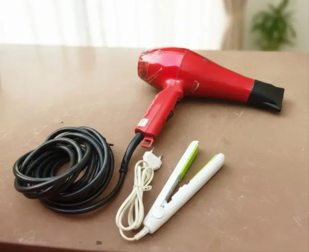 Secador de cabelo + Mini chapinha