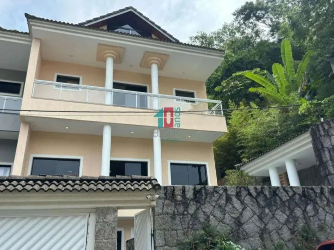 Recreio dos Bandeirantes | Casa de Condomínio 3 quartos, sendo 3 suites