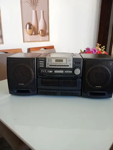 Micro sistém Aiwa duplo deck