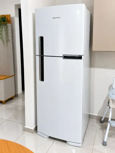 Geladeira Brastemp 1ano de uso.