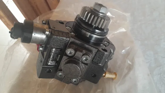 BOMBA DE ALTA RENAULT MASTER 