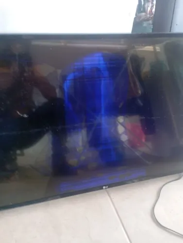 Vendo smart tv funcionando tela quebrada