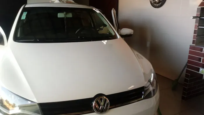 Volkswagen Voyage Comf/highli. 1.6 MI T.flex 8V 4P 2013