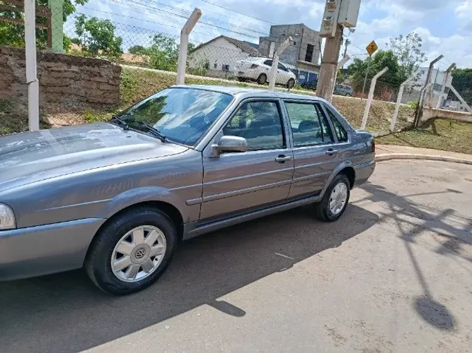 Volkswagen Santana 1.8 MI (álcool) 2005