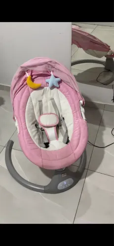 CADEIRA DE BALANÇO AUTOMÁTICA PARA BEBÊ 