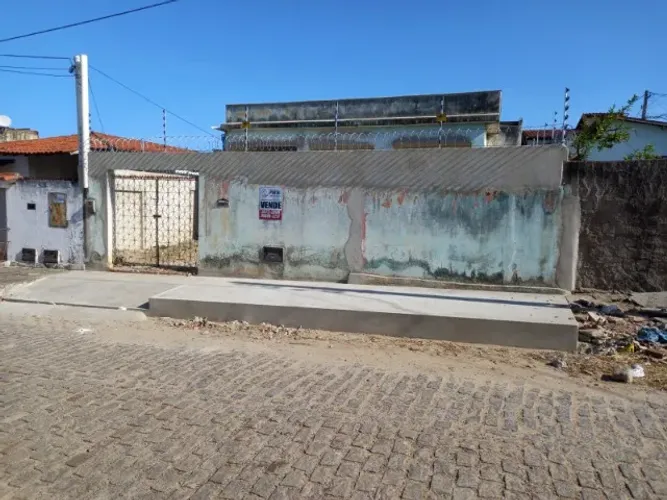 Excelente casa na Redinha (próx. a Avenida Dr. João Medeiros Filho)