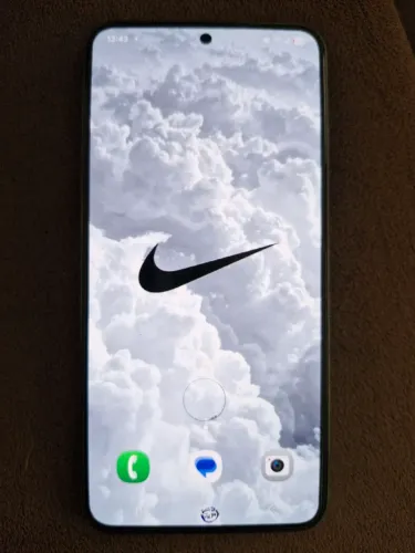 S22 digital na tela tudo ok vendo troco 