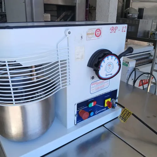 Batedeira industrial 12 litros marca gastromaq monofasica