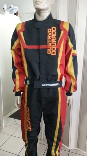 Macacão para kart 