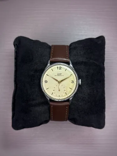 Relógio Tissot Antimagnetic