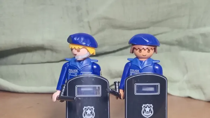 PLAYMOBIL POLICIA - POLICIAIS DE AÇÃO RÁPIDA. COLECIONE.
