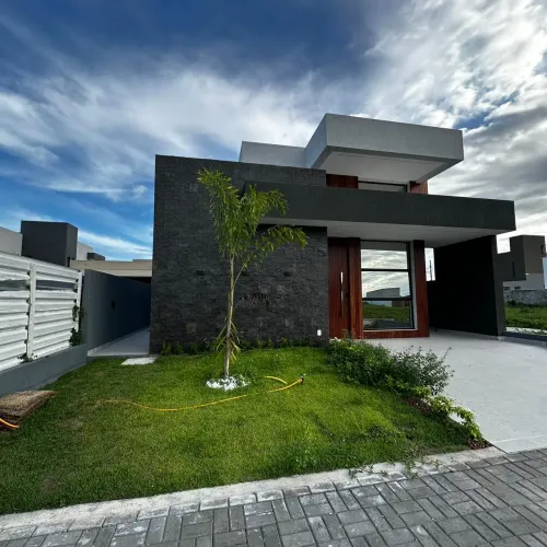 Casa de condomínio fechado, com 3 quartos e 98m² - Muçumagro, João Pessoa/PB