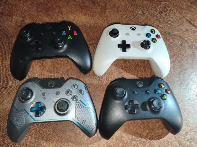 4 Controles Xbox One Com Defeito