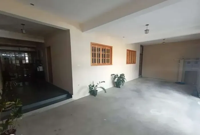 EXCELENTE CASA Térrea 180 metros - TERREN0 250 metros 2 dorms 2 vagas Parque Mirante da Ma