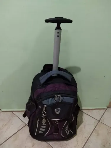 Mochila linda várias divisões 