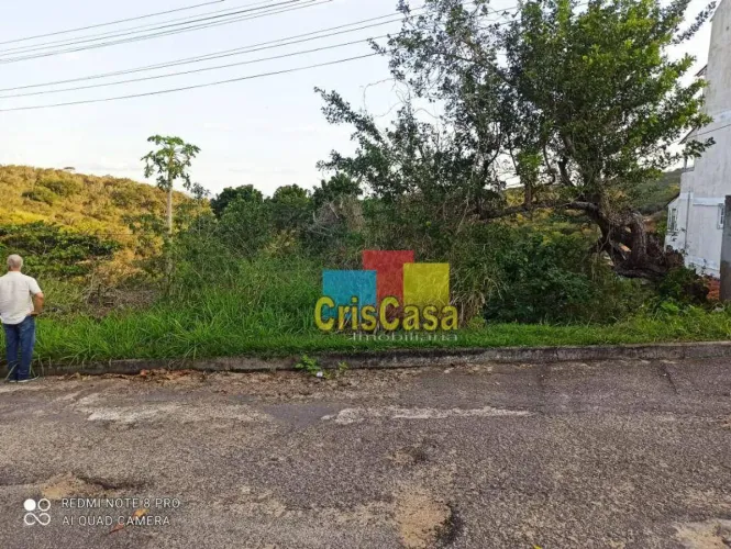 Terreno à venda, 710 m² por R$ 110.000,00 - Jardim Peró - Cabo Frio/RJ