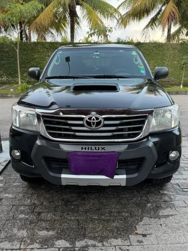 Toyota Hilux CD SR D4-d 4X4 3.0 TDI Dies Aut. 2013