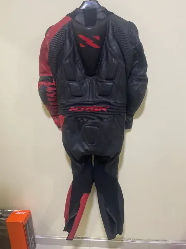 Macacão moto