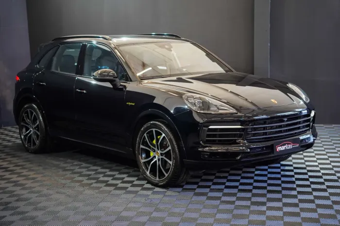 Porsche Cayenne 3.0 Turbo V6 340cv 2023
