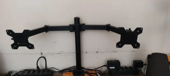 Vendo suporte para 2 monitores
