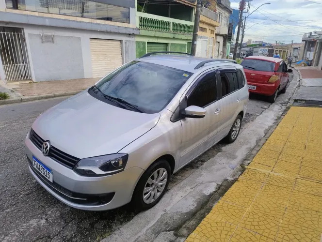 Volkswagen Spacefox 1.6/ 1.6 Trend Total Flex 8V 5P 2012