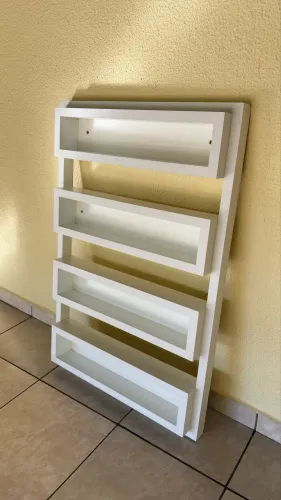 Expositor/Prateleira em Madeira