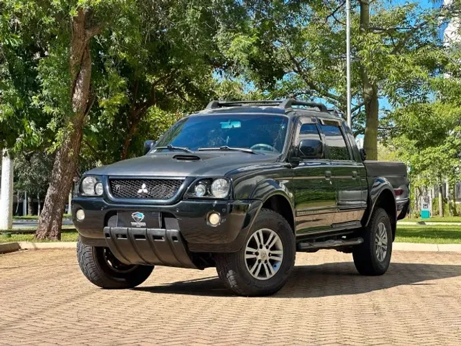 Mitsubishi L200 Outdoor HPE 2.5 4X4 CD T.dies. Aut. 2007
