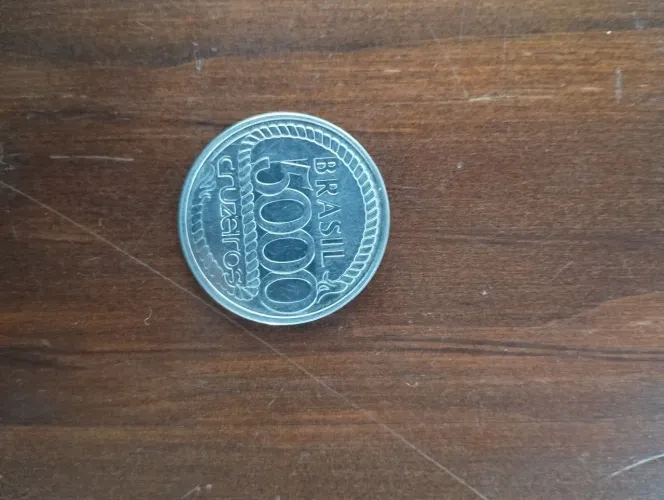Vendo moeda 5.000 Cruzeiros