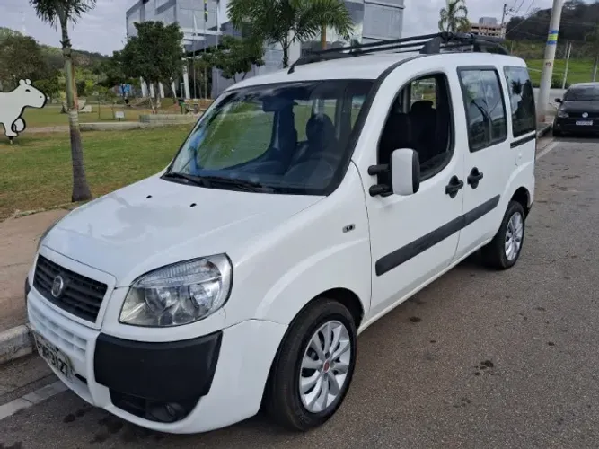 Fiat Doblo Essence 1.8 Flex 16V 5P 2016