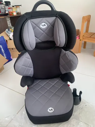 Cadeirinha Infantil Carro Triton Preto E Cinza Tutti Baby Cor Preto/Cinza