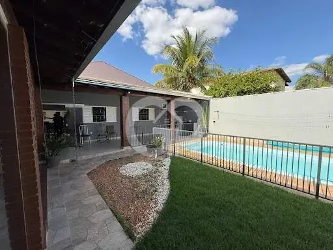Casa à venda no Jardim São Bento, Uberaba | 4 dorms, 251m²