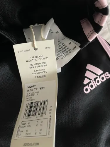 Calça adidas