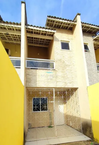 Casa Duplex, Passaré, 02 Quartos