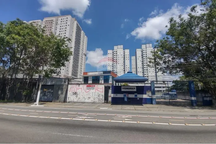Prédio para locação na Freguesia do Ó
