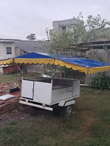 Vende-se carinho de cachorro quente