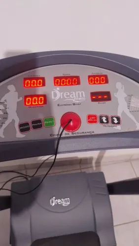 Esteira Dream Fitnes DR 2110