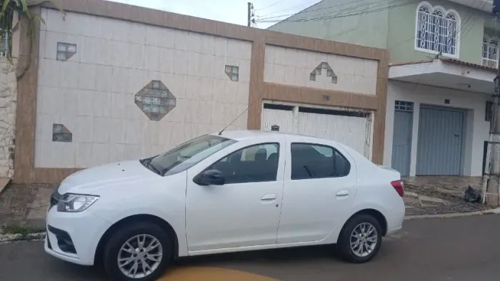 Renault Logan Zen Flex 1.0 12V 4P Mec. 2023