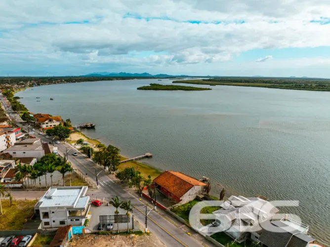 Casa | Balneário Barra do Sul | Costeira