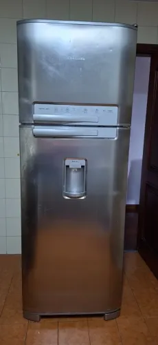 Geladeira Electrolux DW50X Frost Free