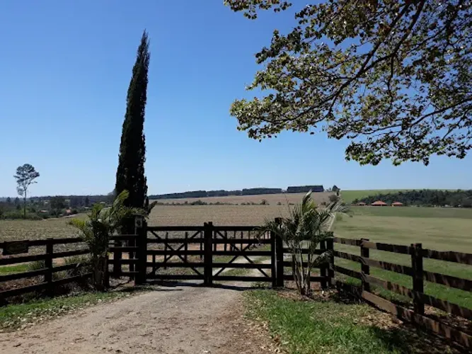 Haras maravilhoso à venda, 169400 m² 09 baias, por R$ 6.000.000